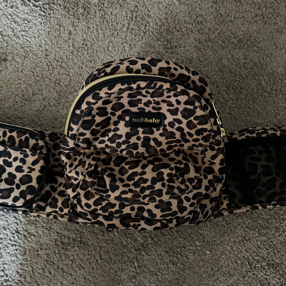 Tushbaby Hip Carrier